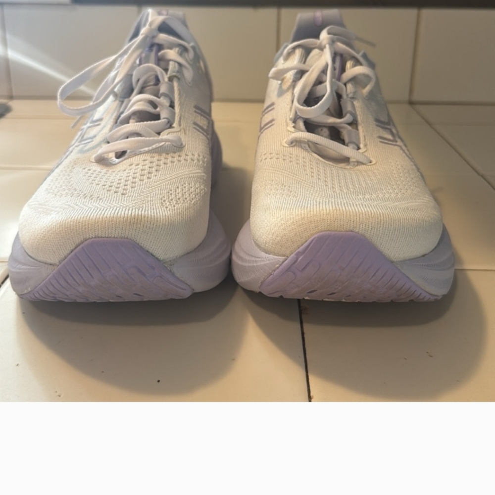 Asics Gel Nimbus 26, Women's White and Purple Running Shoes - Picture 3 of 12